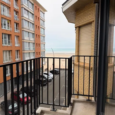 Het Strandparadijs 0301 De Panne