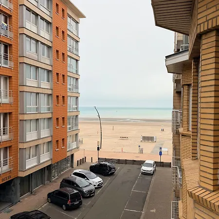 Het Strandparadijs 0301 دي بان