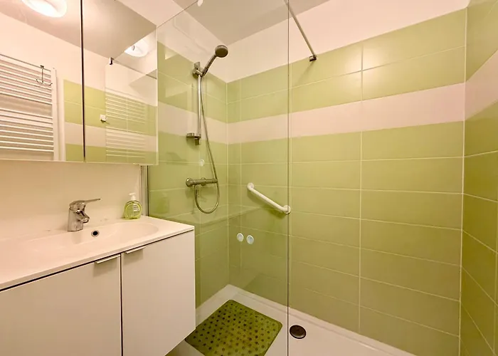 Het Strandparadijs 0301 *