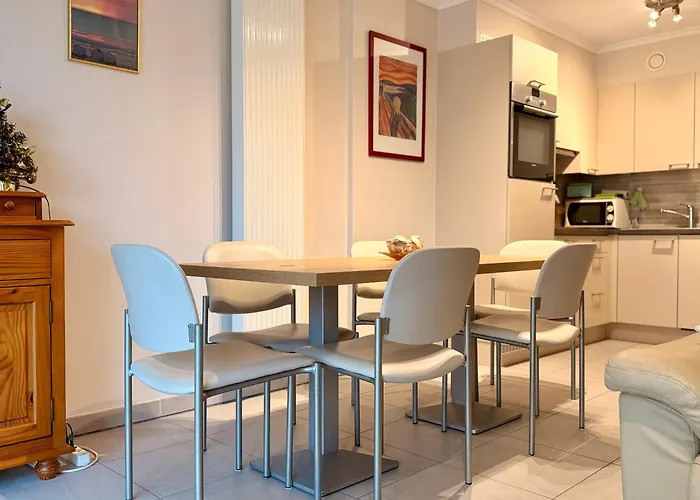 Het Strandparadijs 0301 *